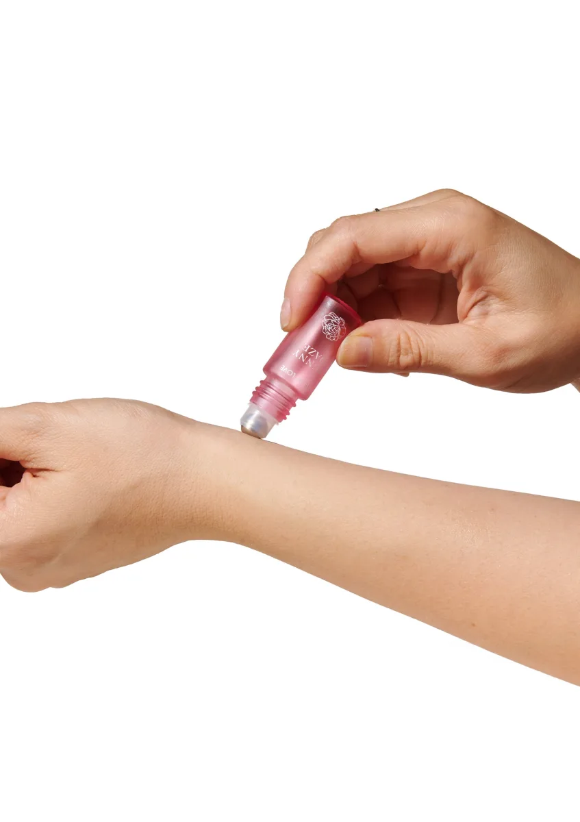 Parfumová sada s feromónmi Attract Him 2 x 5 ml
