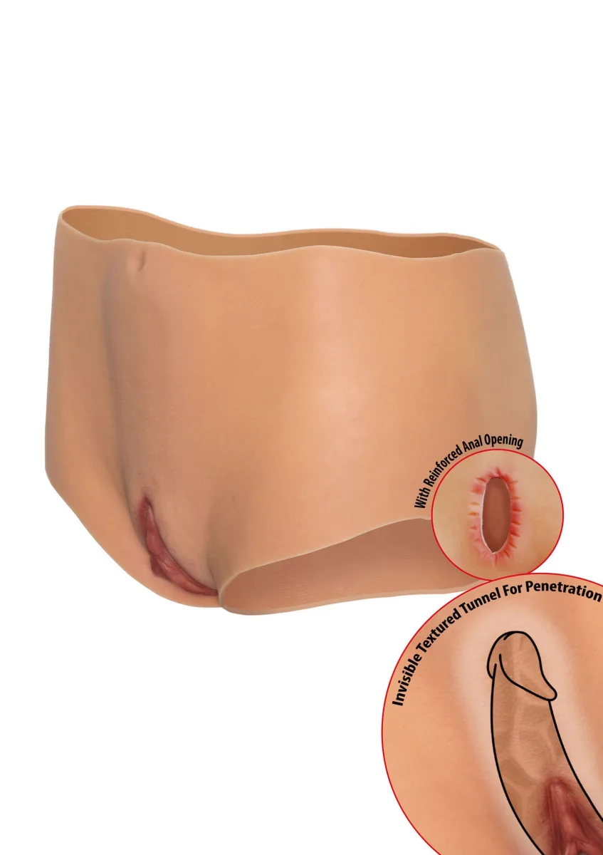Vagina aperta e slip per il sedere